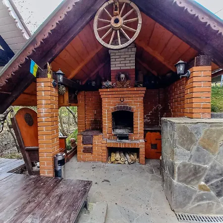в карпатах Chalet Huklyvyy