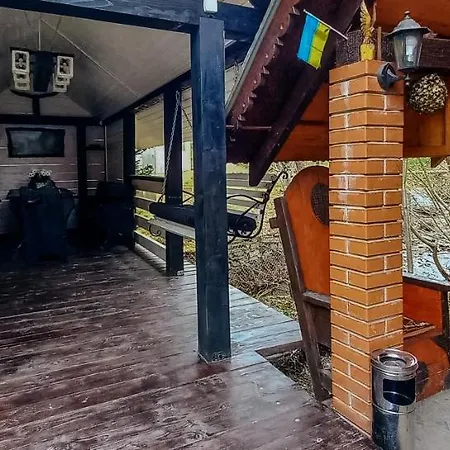 в карпатах Шале *